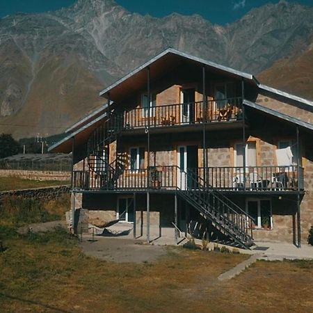 Hotel Dari Kazbegi Eksteriør bilde