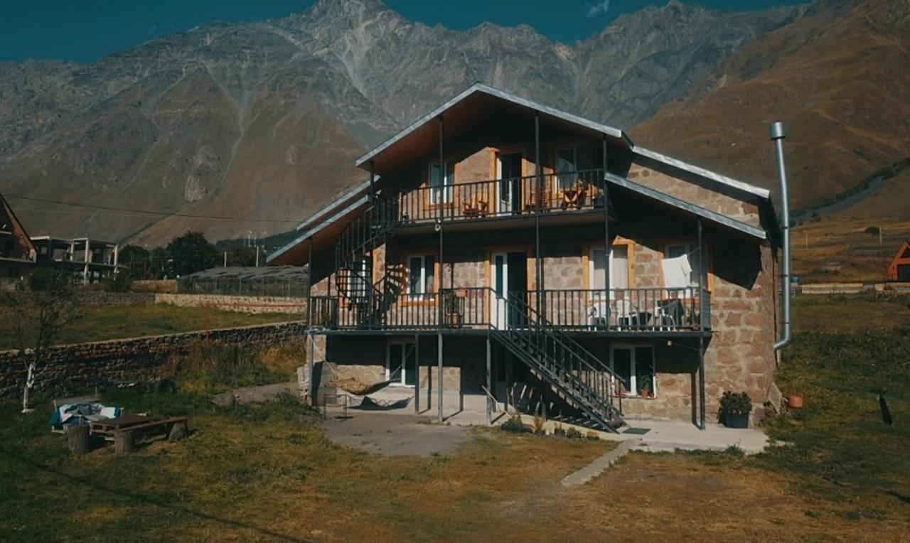 Hotel Dari Kazbegi Eksteriør bilde